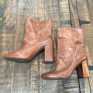 Women’s Lucky Brand Ankle Bootie. Size 10. Gently Used condition.